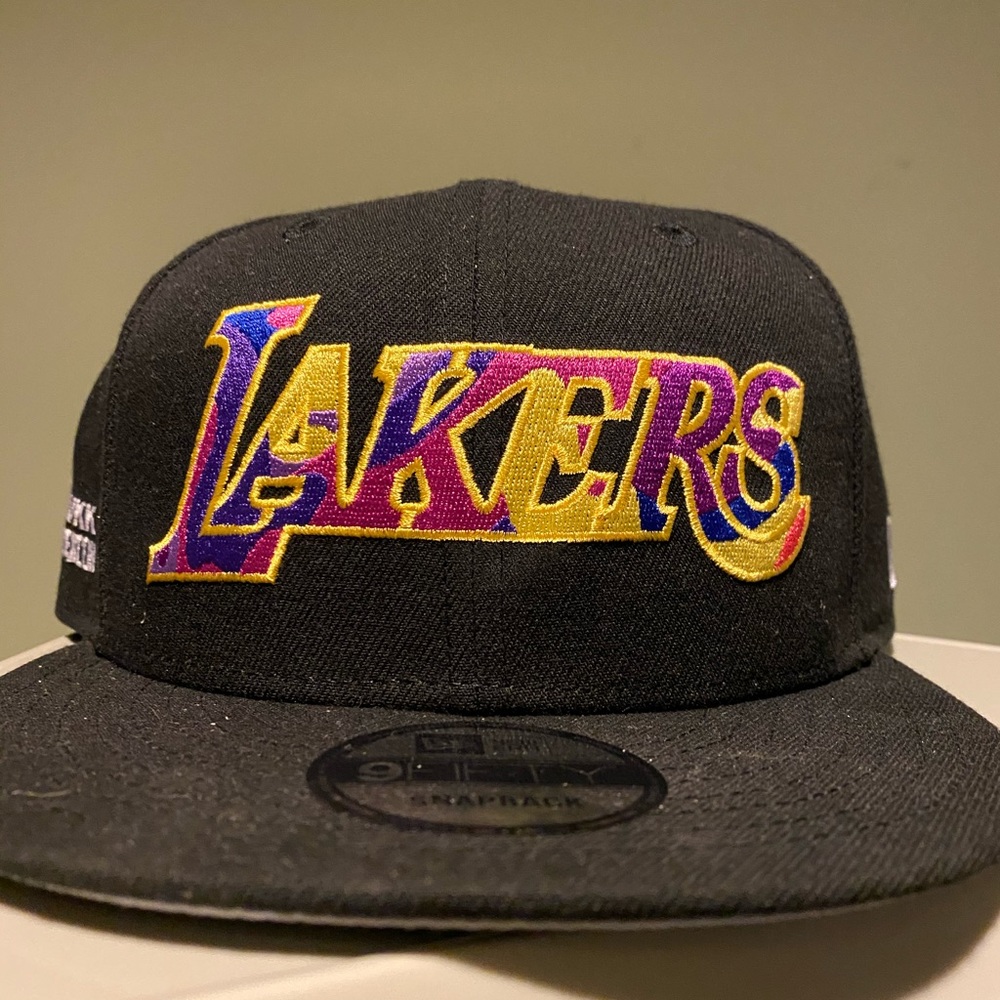 Lakers complex con tekashi murakami SnapBack